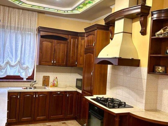 Оренда просторого будинку вул Брюховицька Львов