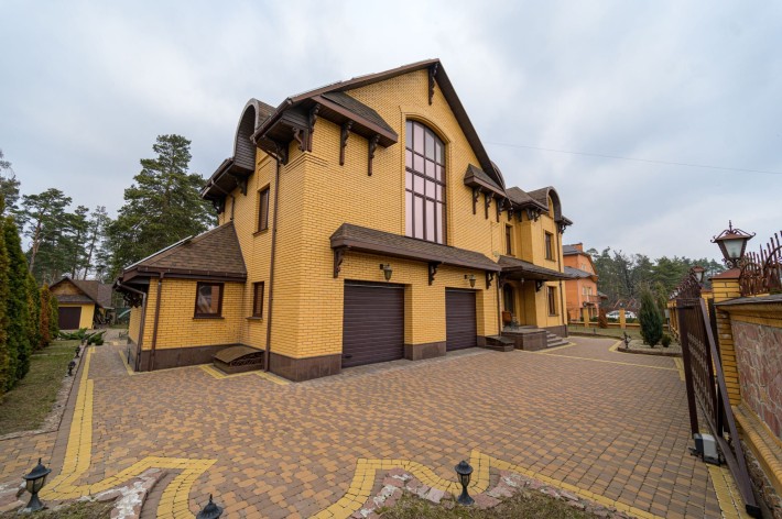 Оренда будинку 940м² з виходом до лісу, за адресою м.Київ,вул.Кіото 29 - фото 1
