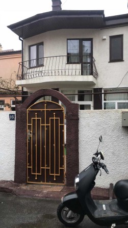 Сдам дом в первом Совиньйоне с видом на море - фото 1