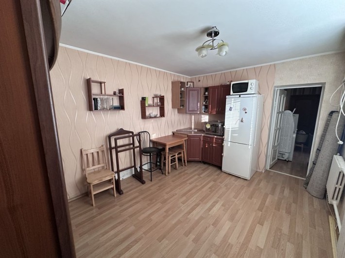 Продається 2 кімнати в комунальній квартирі в цегляному будинку - фото 1