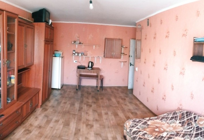 Продам просторну кімнату 19 м. кв. - фото 1