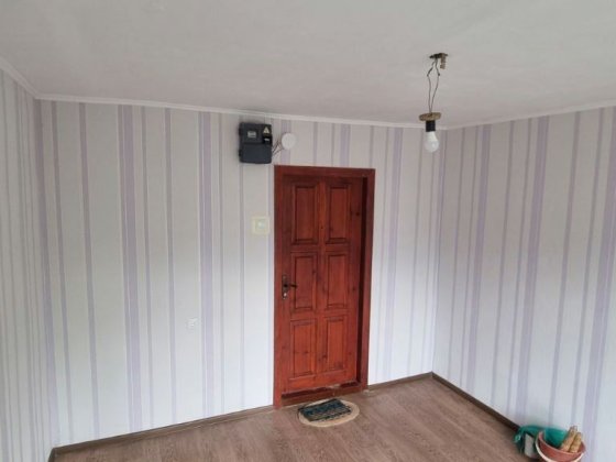Продам кімнату у гуртожитку провулок Марата7-б. Будинок блочного типу. Права сторона, 3 поверх. Ціна Шостка