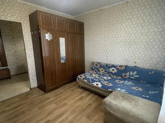 Кімната в гуртожитку, заходь і живи, хороша локація! Хмельницький