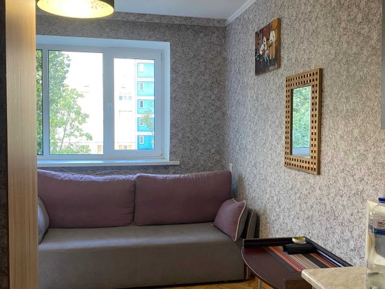 Продаж кімнати в гуртожитку Братиславська 8а,  біля метро Чернігівська Киев