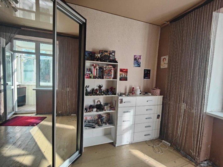 Продаж кімнати з балконом на ст.м КПІ, Київ - фото 1