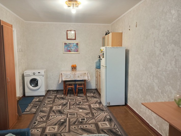 Терміново продам кімнату в гуртожитку,Бежівка 1. - фото 1