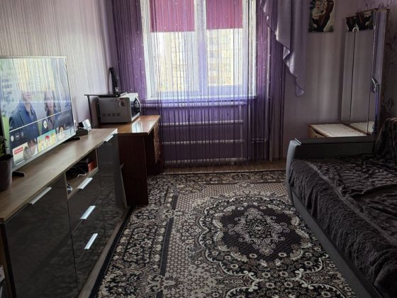 Кімната квартира азербайджанська 8 Київ