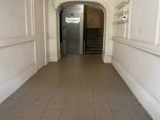 Продаж 2 кімнат в центрі міста, Антоновича 17, царський будинок
