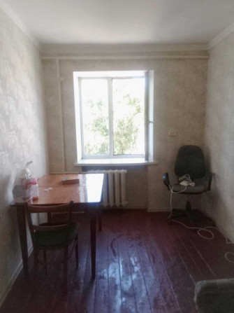 Продається кімната в гуртожитку/ р-н центрального ринку - фото 1