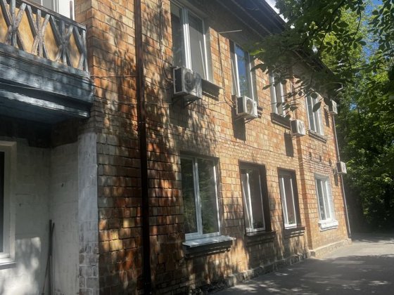 Продаж двох кімнат в гуртожитку по вул. Дачна,68а, Соломʼянський р-н Киев