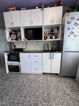 Продам дві кімнати в гуртожитку з власним санвузлом - фото 1