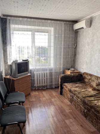 Продаж кімнати з ремонтом в гуртожитку по вул.Хоменка - фото 1