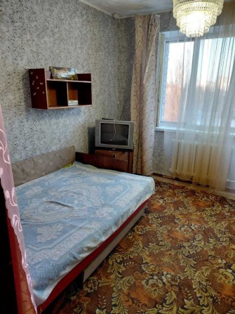 Продаж великої кімнати в гуртожитку блочного типу - фото 1