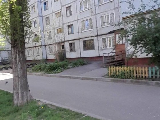 Продам гарненьку кімнату в гуртожитку. По документам квартира Чернигов