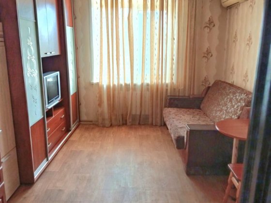 ПРОДАМ комнату ост.Аптека цена 5 000 у.е. Запорожье