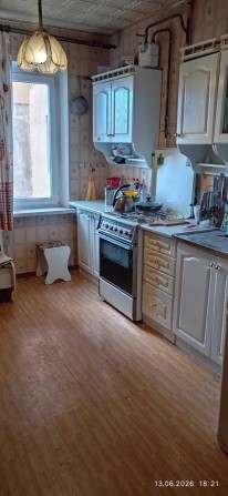 Продам 2 комнаты в комуналке пр. Ярослава Мудрого/Люстдорфская дорога, - фото 1
