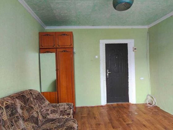 Продам комнату (гостинку) Одесская