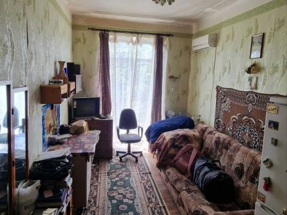 Продам 2 - х ком.гостинку Ивановка