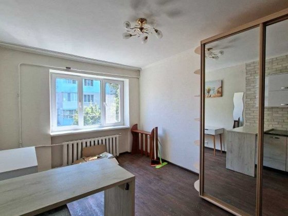 Кімната 12,98 м² - затишок і комфорт поруч з Адміральським проспектом Одеса