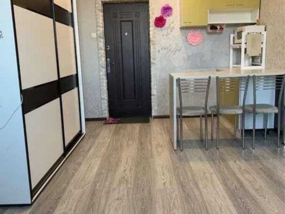 Продам недорого гостинку (405023)