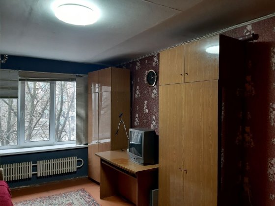 L S2 Продам кімнату у будинку готельного типу