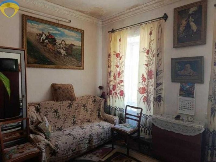 Комната в коммуне в центре с одной соседкой - фото 1