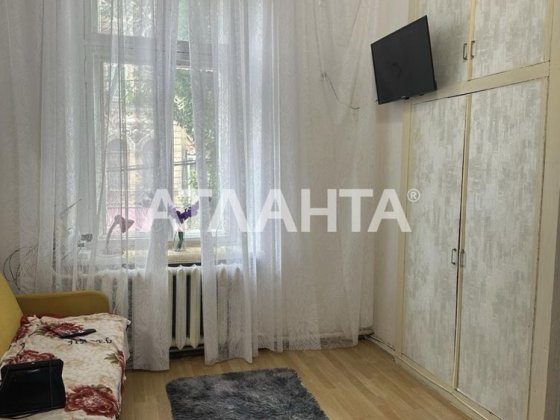 Продам двухуровневую комнату  в центре Одеса