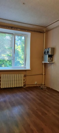Продам гостинку комнату центр Хтз - фото 1
