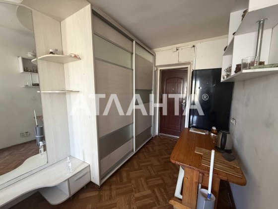 Продам комнату в коммуне  -район Черемушки. Одесса