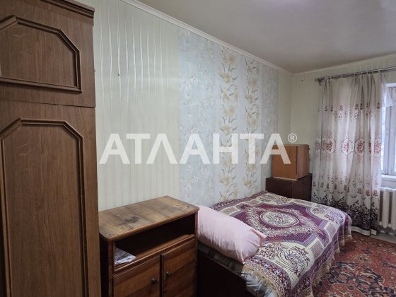 Продам комнату на Космонавтов, средний этаж Одесса