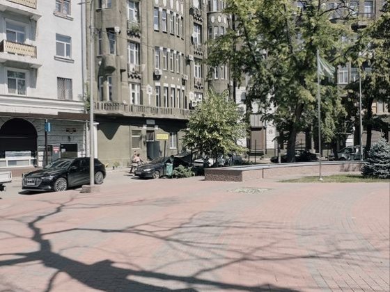 Продам комнату в квартире П.Шлях 22  S комн.= 26м