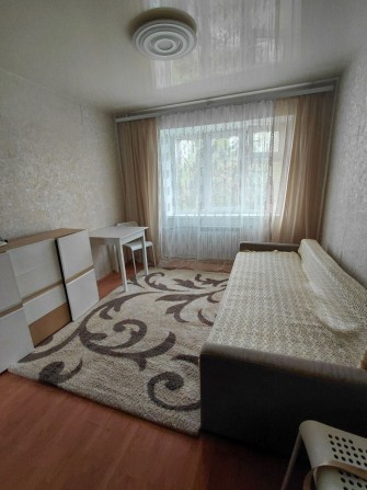 ПРОДАМ!!! Отличный район и состояние комнаты в коммунальной квартире площ.Среднефонтанская - фото 1
