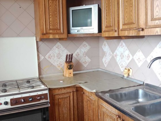 Продам кімнату в 2-кімнатній квартирі  м.Барабашова пр-т Ювілейний