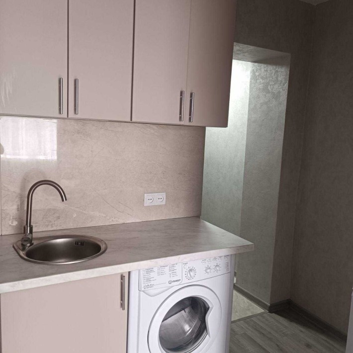 Продаж кімнати зі своїм санвузлом - фото 1