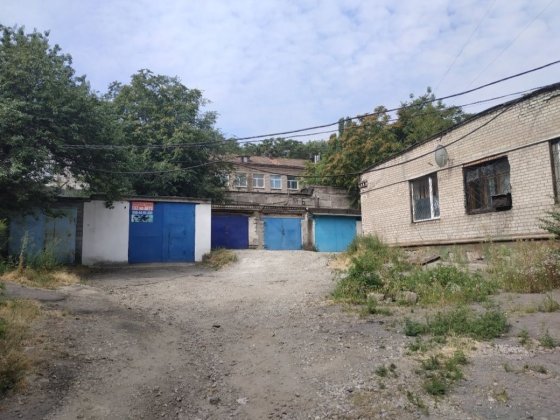 Здам в оренду БОКС ГАРАЖ сто склад  40 кв на Звенигородскій 4 (Бойко) Каменское