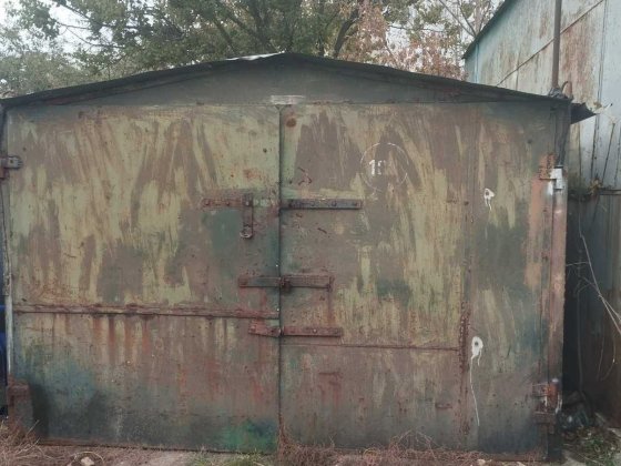 Здаю в оренду гараж на Луговій
