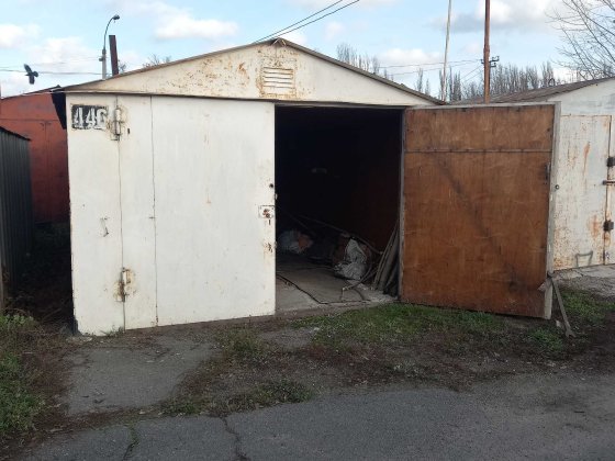 сдам металлический гараж в кооп Днепр. Кременчук