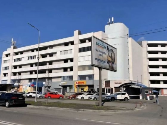 Паркомісце з розеткою 7 кВт Київ