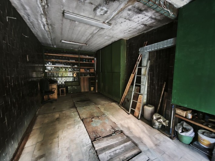 Сдам большой гараж для микроавтобуса в ГБК "Совки 1" 28м² рядом с ЖК "Медовый" - фото 1