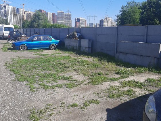 Стоянка в автокооперативі Київ