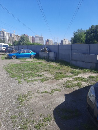 Стоянка в автокооперативі - фото 1