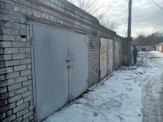 Сдам гараж ГК КИПАРИС ,памятник Славы Дніпро
