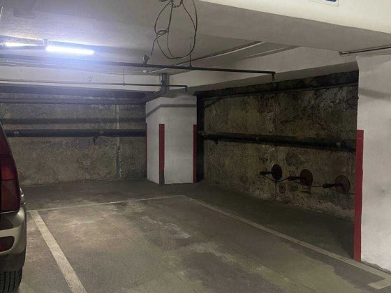Аренда паркоместа в БЦ Олімпійський (вул. Велика Васильківська, 72)