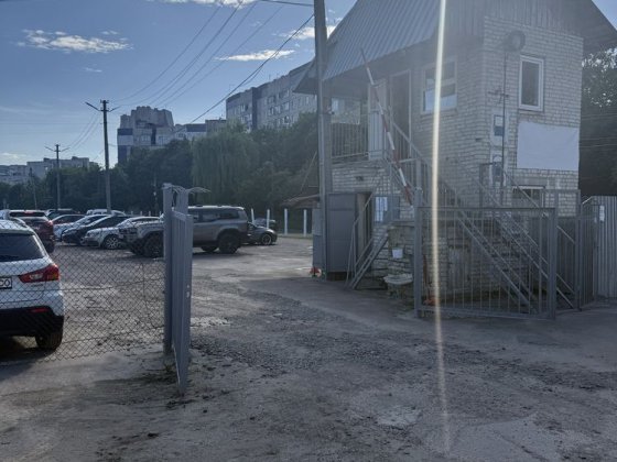 Оренда паркомісця на автостоянці Львов