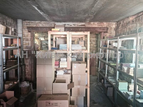 Оренда цегляного гаражу в ГК «Берізка», вул. Велика Кільцева, 4Б. Петропавловская Борщаговка