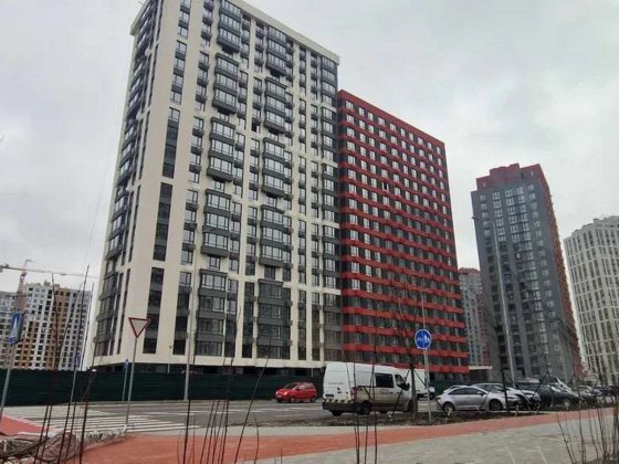 Продаж 2-кімнатної квартири по вул.Змієнка Всеволода, 13 ЖК Варшавський 3