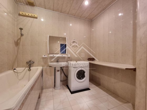 Продаж 3к "сталінки" в центрі Соцміста Кривой Рог