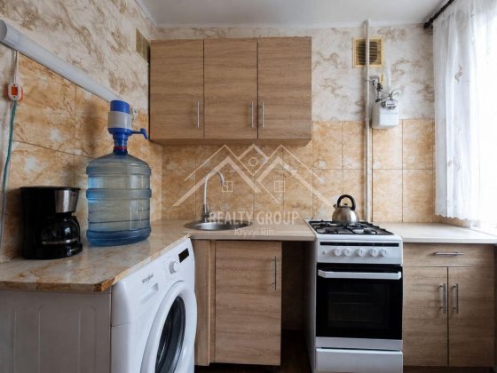 Продаж 1к квартири біля ринку Ювілейний Кривой Рог