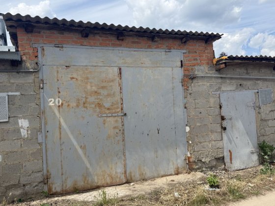 Продам гараж на вул.Низгірецька Бердичев