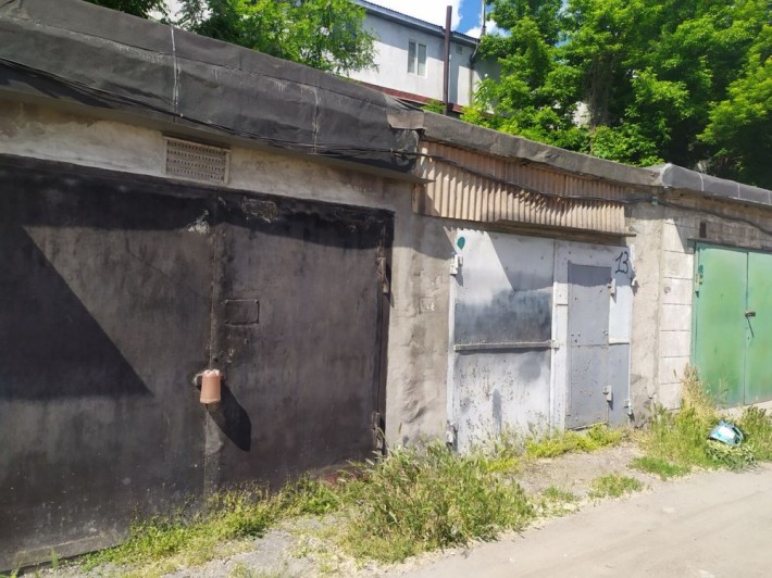Продам 2 гаража в центре - фото 1